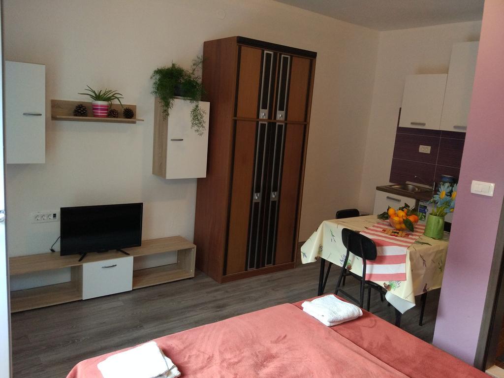 Apartment Tome 비오그라드나모루 외부 사진